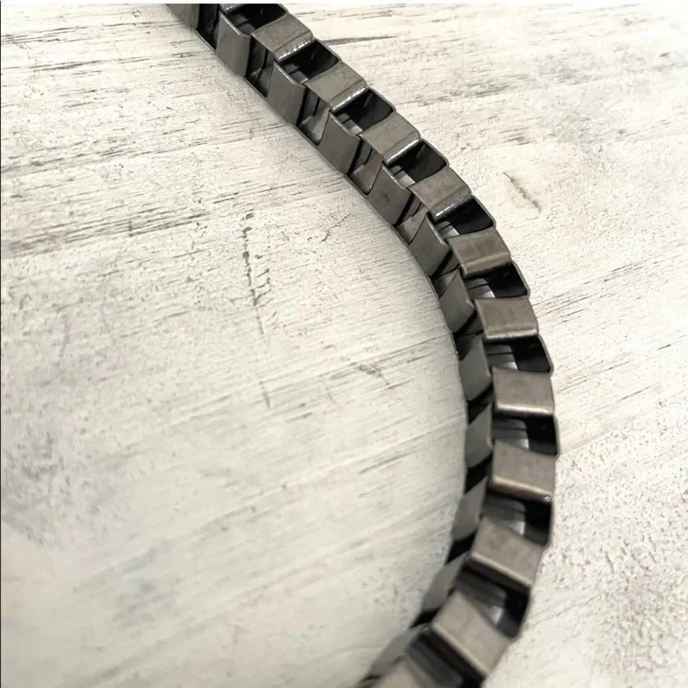 Dark grey square link necklace